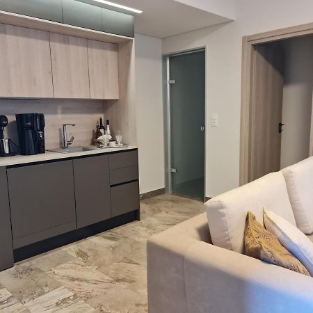 Sarri Appartments Amoudara Lasithiou Eksteriør billede