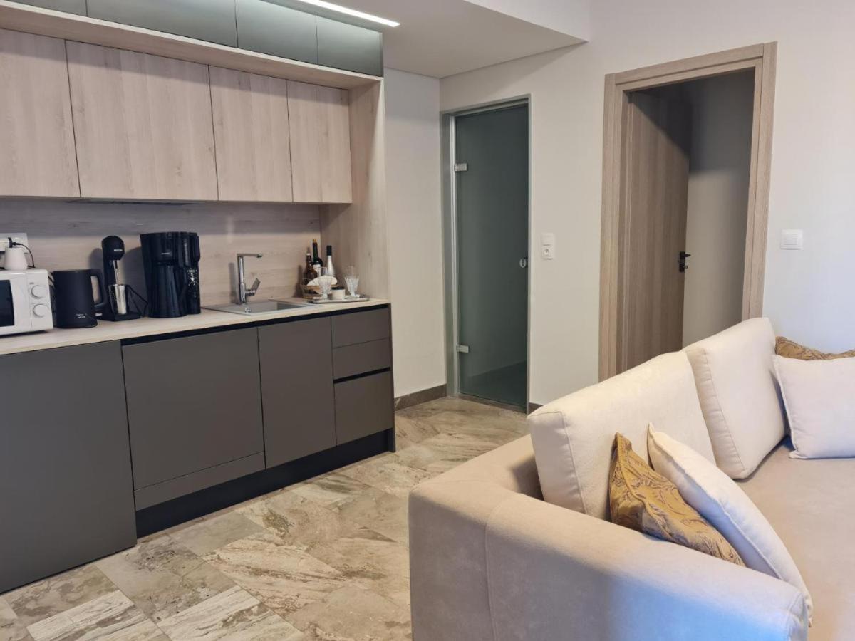 Sarri Appartments Amoudara Lasithiou Eksteriør billede